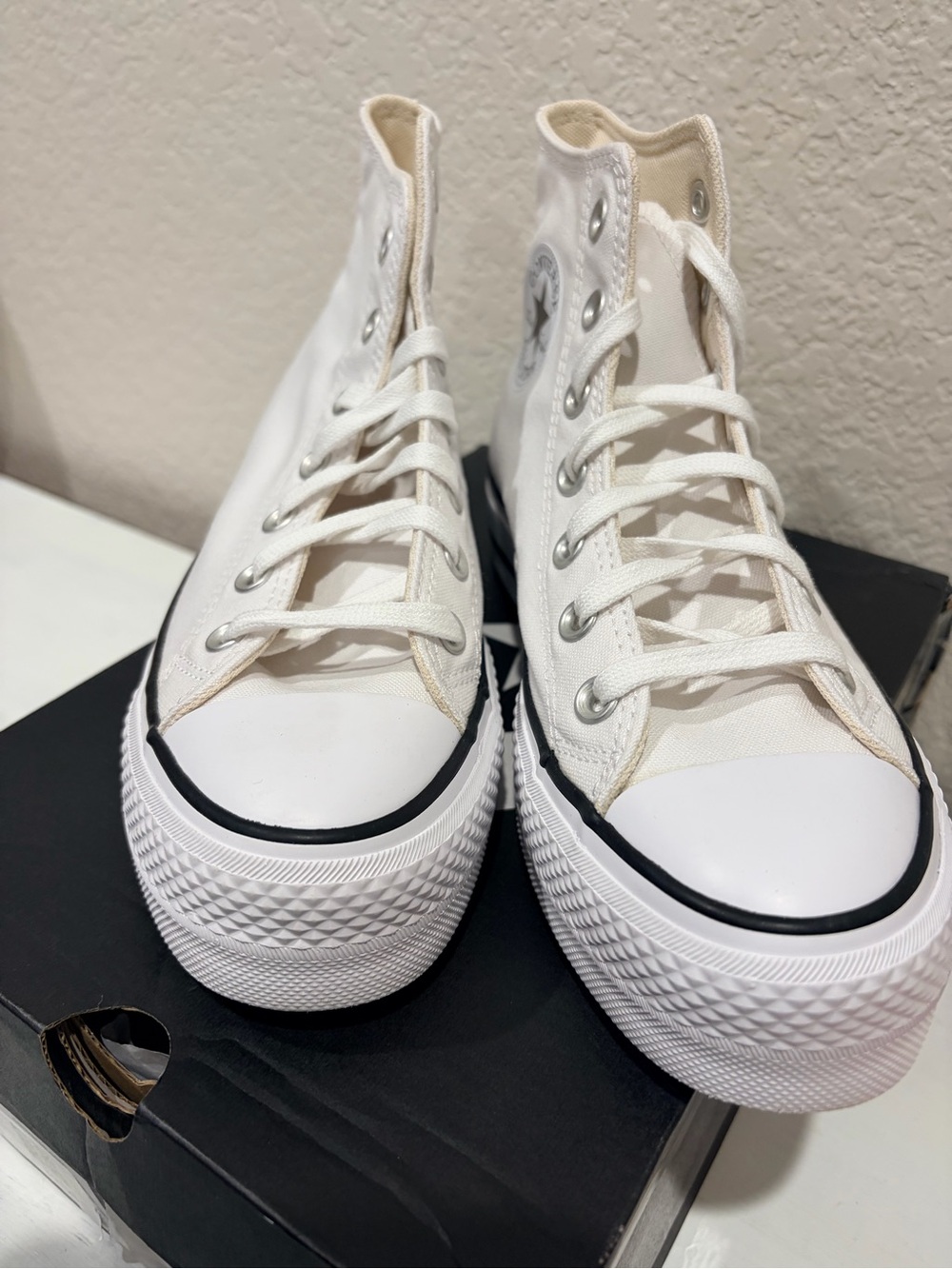 7W Converse Chuck Taylor All-Star Platform Lift High Top Core Shoes New - Picture 4 of 7